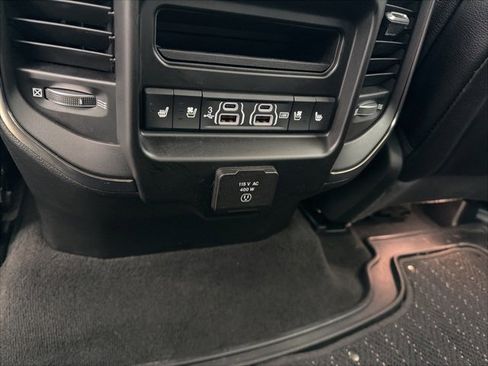 Used 2020 RAM 1500 Limited image 30