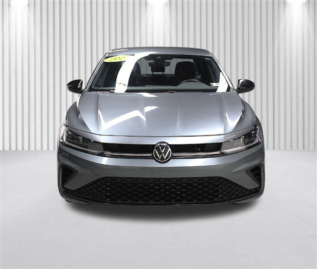Used 2025 Volkswagen Jetta Sport FWD image 37