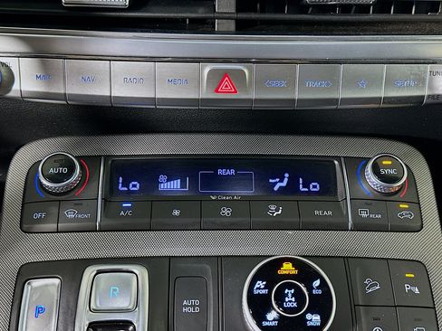 Used 2021 Hyundai Palisade Limited AWD/4WD image 24