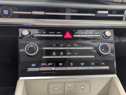 New 2026 Hyundai Santa Fe SE AWD/4WD image 18