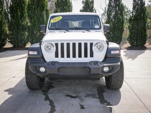 Used 2022 Jeep Wrangler Unlimited Sport AWD/4WD image 3