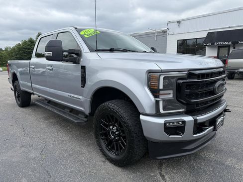 Used 2022 Ford F350 Lariat w/ Black Appearance Package AWD/4WD image 18