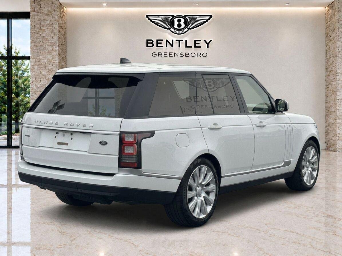 Used 2017 Land Rover Range Rover Supercharged AWD/4WD image 5