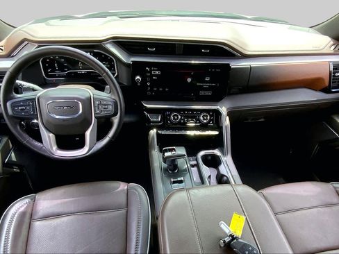 Used 2023 GMC Sierra 1500 Denali w/ Denali Reserve Package AWD/4WD image 14
