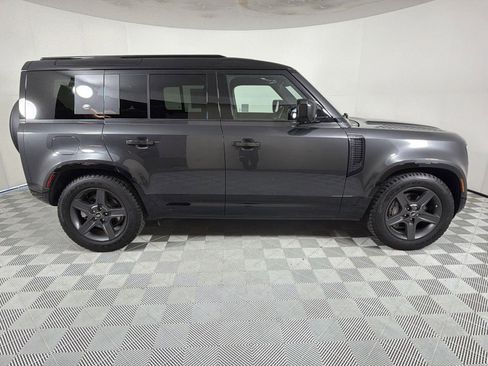 Certified 2023 Land Rover Defender 110 X-Dynamic SE image 5