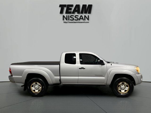 Used 2010 Toyota Tacoma 4x4 Access Cab V6 image 7