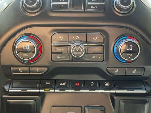 Used 2019 Chevrolet Silverado 1500 LT w/ All-Star Edition AWD/4WD image 37