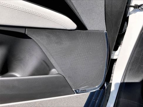 Used 2025 Cadillac Escalade Sport Platinum image 36