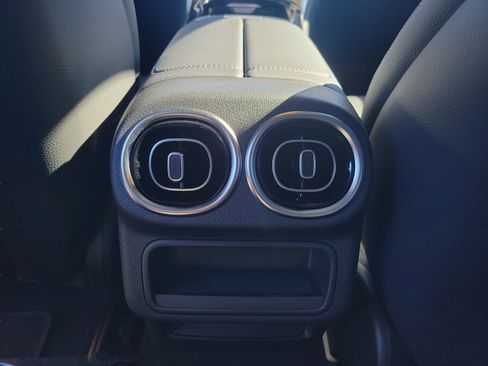 Certified 2026 Mercedes-Benz GLC 300 image 11