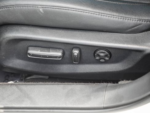 Used 2019 Honda Accord Touring image 17