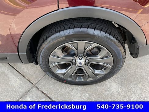 Used 2018 Ford Explorer Sport AWD/4WD image 10