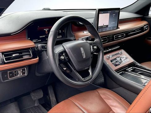 Certified 2023 Lincoln Aviator Reserve w/ Equipment Group 201A RWD image 18