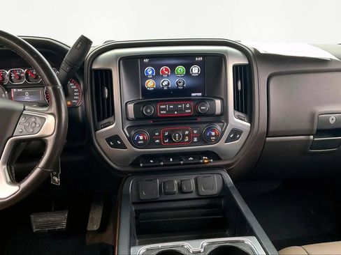 Used 2015 GMC Sierra 1500 SLT w/ SLT Crew Cab Value Package image 12