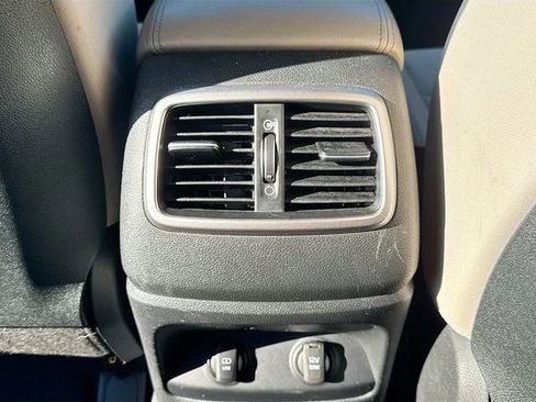 Used 2020 Kia Sorento S image 26