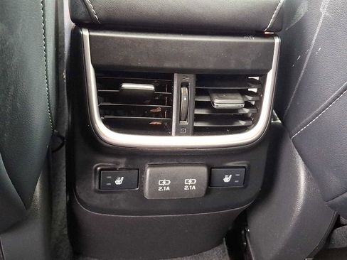 Used 2020 Subaru Outback Limited image 12