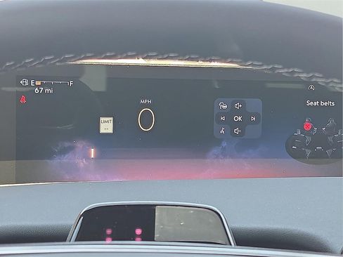 New 2025 Lincoln Navigator L Reserve w/ Jet Appearance Package image 18