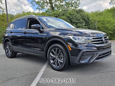 Used 2022 Volkswagen Tiguan SE FWD image 7