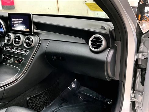 Used 2015 Mercedes-Benz C 300 4MATIC Sedan image 18