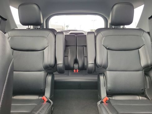 Certified 2024 Ford Explorer Limited w/ Limited Technology Package AWD/4WD image 17