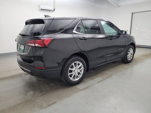 Used 2024 Chevrolet Equinox LT w/ LPO, Floor Liner Package FWD image 10