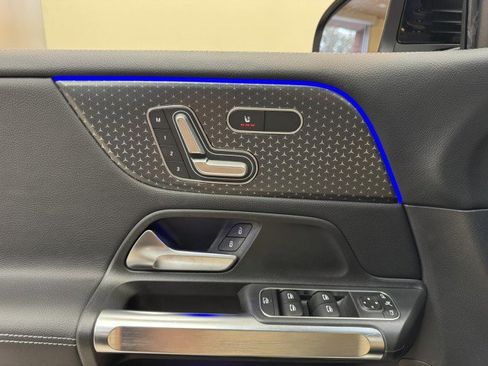 Certified 2025 Mercedes-Benz GLB 250 image 22