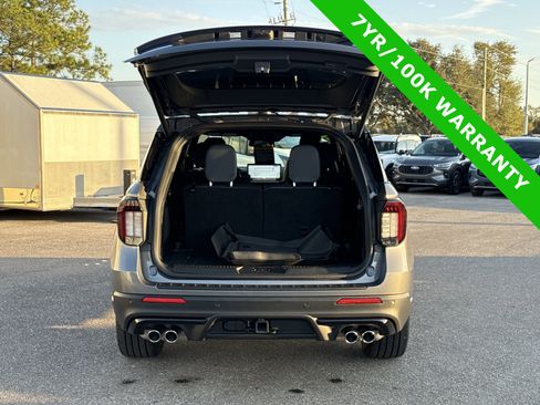 Certified 2025 Ford Explorer ST w/ Sun And Sound Package image 13
