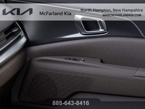 New 2026 Kia Carnival LXS image 26