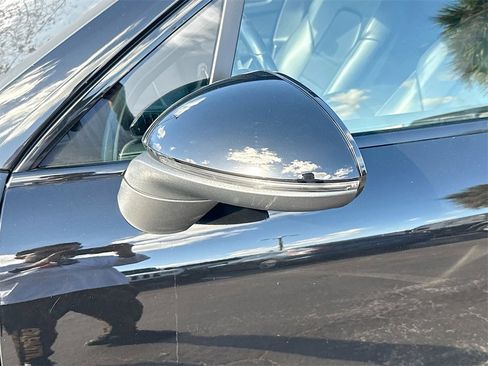 Used 2019 Porsche Cayenne image 35