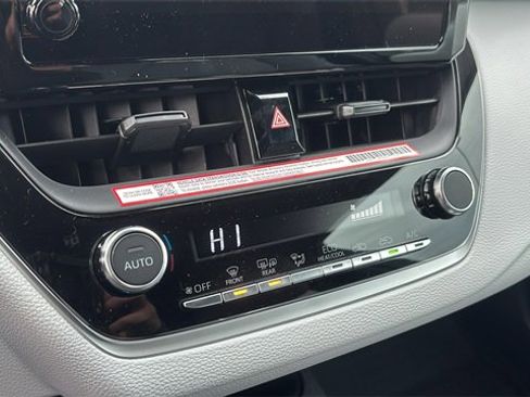 New 2026 Toyota Corolla SE image 17