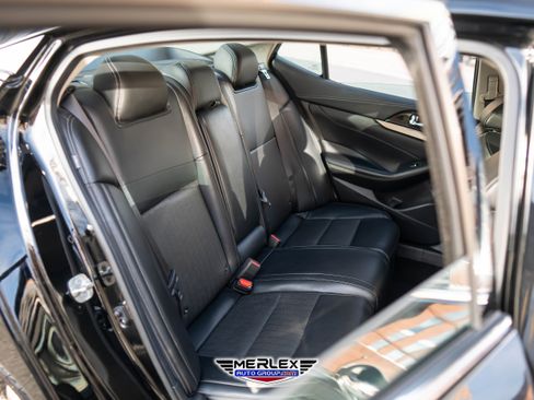 Used 2021 Nissan Maxima 3.5 SV w/ Floor Mat Group image 18