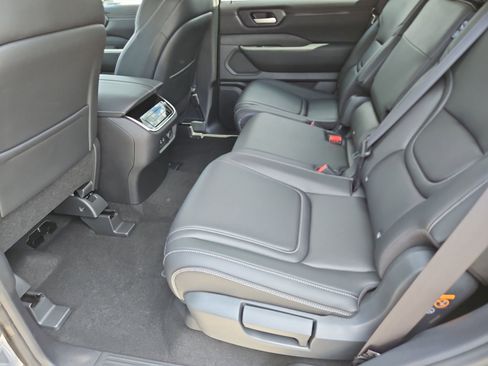 New 2026 Nissan Armada SV RWD image 10