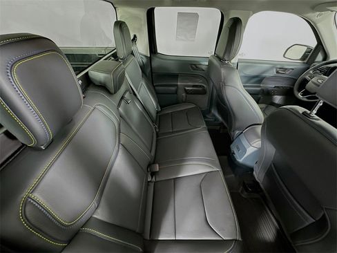 New 2025 Ford Maverick Lobo image 24