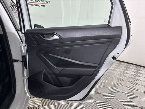 Used 2022 Volkswagen Jetta S image 23