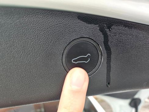 Used 2023 Tesla Model 3 Standard Range image 62