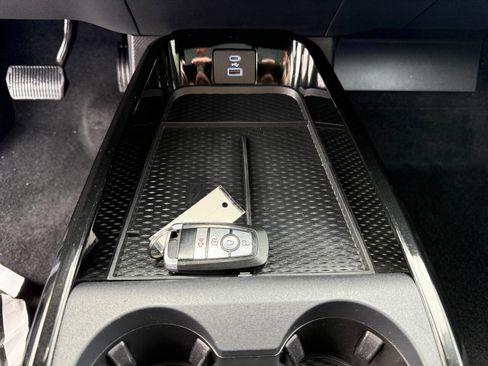 Used 2022 Ford Mustang Mach-E GT image 36