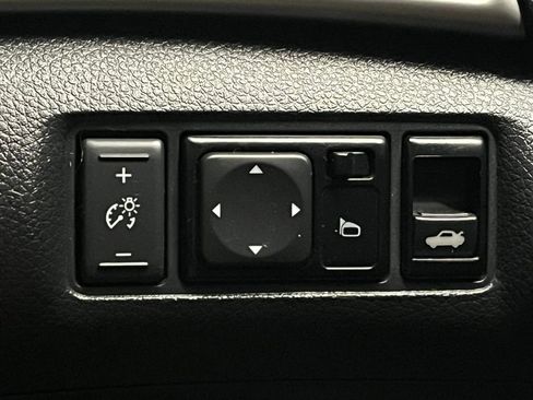 Used 2017 Nissan Sentra SV w/ Style Package image 14