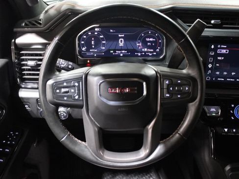 Used 2025 GMC Sierra 2500 AT4 AWD/4WD image 36