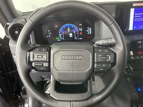 Used 2025 Toyota Land Cruiser image 24