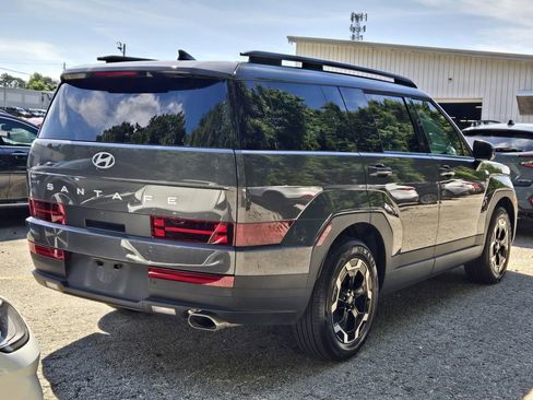 Used 2026 Hyundai Santa Fe SEL FWD image 3