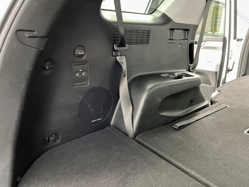 Used 2024 Hyundai Palisade SEL w/ Premium Package FWD image 47