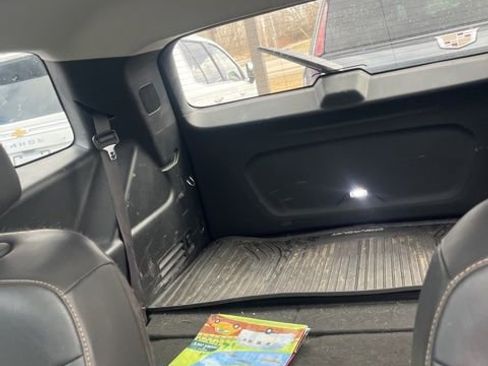 Used 2020 Chevrolet Traverse RS image 9