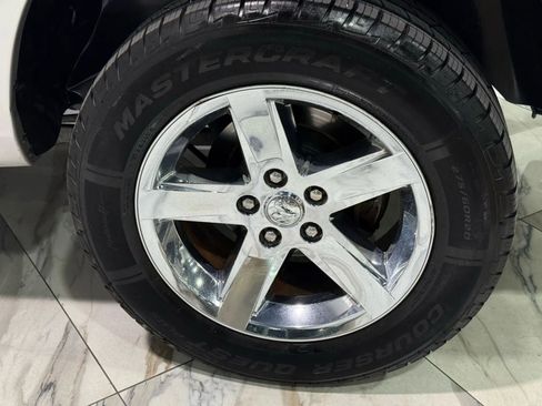 Used 2015 RAM 1500 Express image 27