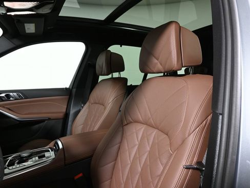 New 2026 BMW X5 xDrive40i w/ Climate Comfort Package image 16