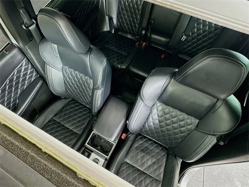 Used 2023 Mitsubishi Outlander SEL image 11