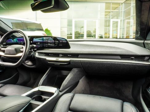 Used 2023 Lucid Air Grand Touring AWD/4WD image 19