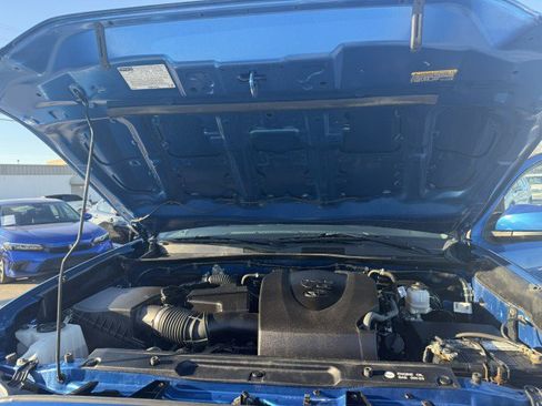 Used 2018 Toyota Tacoma SR5 image 46