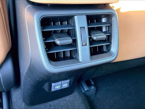 New 2026 Lexus UX 300h FWD image 13