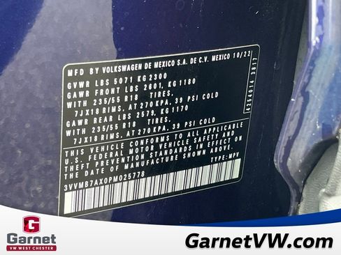 Used 2023 Volkswagen Tiguan SE w/ Panoramic Sunroof Package image 30