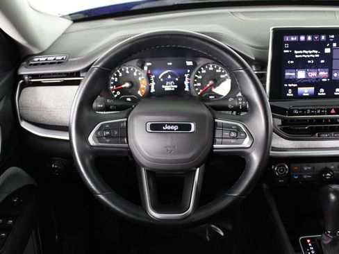 Used 2022 Jeep Compass Latitude image 19