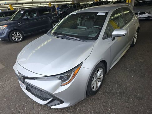 Used 2019 Toyota Corolla SE w/ Carpet Mat Package image 2